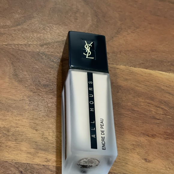 YSL - Picture 2 of 10